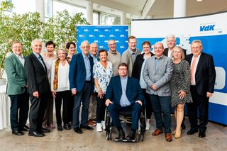 Gruppenfoto des neuen Präsidiums