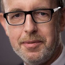 Portraitfoto von Jürgen Brinkamp