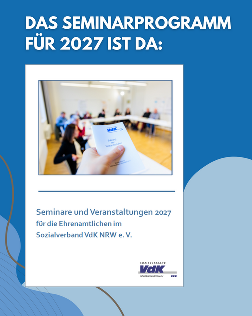 Auf blauem Hintergrund das Cover des Seminarprogramms 2027. Darüber in weißer Schrift: Das Seminarprogramm ist da.