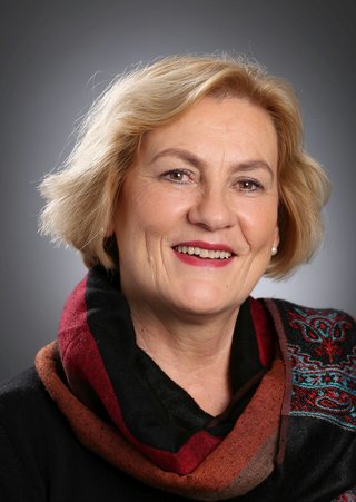 Portrait: Charlotte Dahlheim, Leiterin der Vernetzungsstelle Seniorenernährung NRW 
