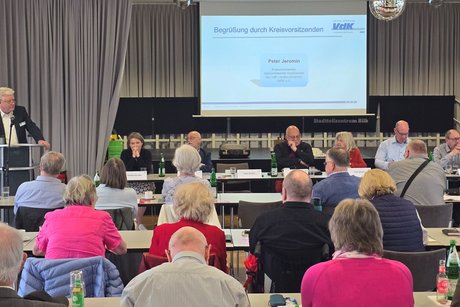 Kreisvorsitzender Peter Jeromin begrüßte die Delegierten beim großen Kreisverbandstag