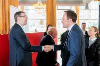 VdK-Landesgeschäftsführer Thomas Zander (links) begrüßte den Oberbürgermeister der Stadt Düsseldorf, Dr. Stephan Keller.
