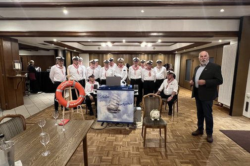 Ibbenb&uuml;rener Shantychor und Vorsitzender OV Steinbeck, Wolfgang K&ouml;lker