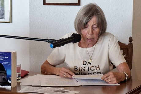 Lesung aus dem Buch "Wir sehen uns in Cadiz" Lesung mit Ingeborg Jansen