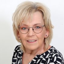 Christa Eggleston Beisitzerin