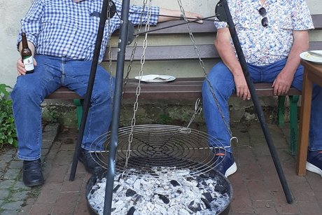 Die Grillmeister erholen sich vom Grillen