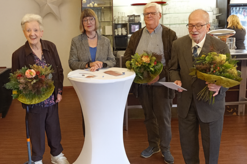 Geehrte Mitglieder V. l. n. r. : Annelore Kaufmann, 1. Vorsitzende Gudrun Pohl, Karl Heinz Stanke, H. W. Wehrmann