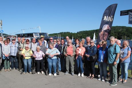 Die Reisegruppe am Baldeneysee