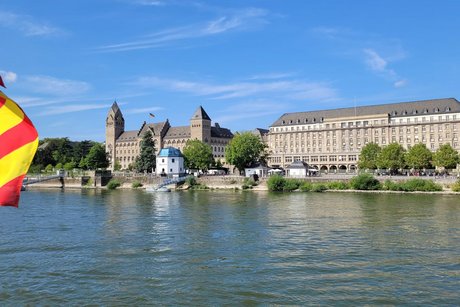 Auf dem Rhein