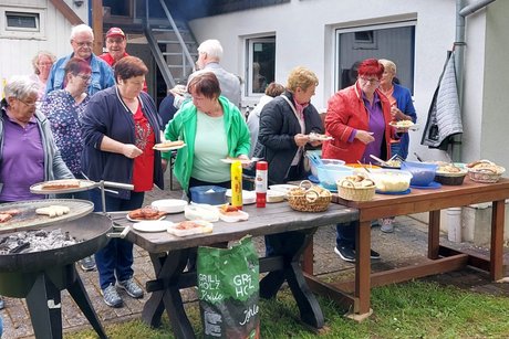 Leckeres vom Grillbuffet