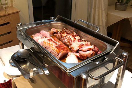 gro&szlig;artiges Buffet