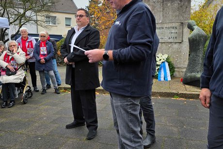 Rede zum Volkstrauertag Stellvertretender Vorsitzender verliest die Rede