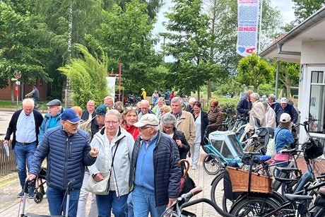Tagesfahrt zum Dümmer See zur Fisch- und Aalräucherei Hoffmann