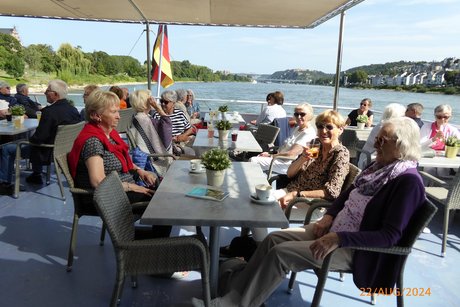 Freundliche Gesichter