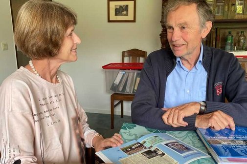 Rita Langemeyer und Otto Lohmann haben eine rund 50-seitige Broschüre zum 75-jährigen Bestehen des VdK-Ortsvberbandes erstellt. Am 16. August soll das Jubiläum gefeiert werden.