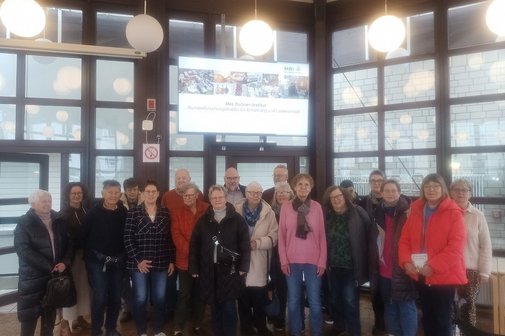 Besuchergruppe vom OV Detmold im Max Rubner-Institut