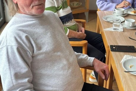 Treffen und Austausch bei Kaffee und Kuchen