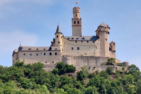 die Marksburg am Rhein