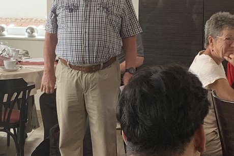 Hartmut Kamphoven eröffnet die Veranstaltung und begrüßt die Anwesenden