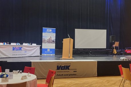 der Saal ist vorbereitet der Saal ist vorbereitet