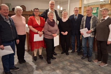 Vorstandsmitglieder und Jubilare des VdK Schermbeck