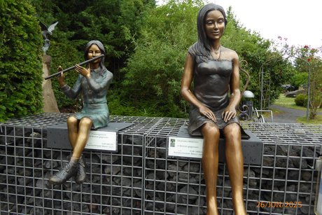 Zum Schluss zwei Figuren aus der Ausstellung