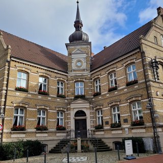 Ehemaliges Rathaus von Borghorst (1887), heute Heimathaus und Museum.