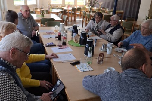 Mitglieder bei der JHV