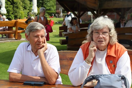 Unsere Mitglieder am Spargelhof