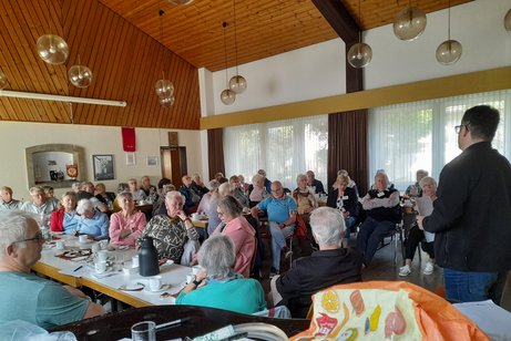 Kaffeetrinken mit Vortrag zum Betreuungsrecht