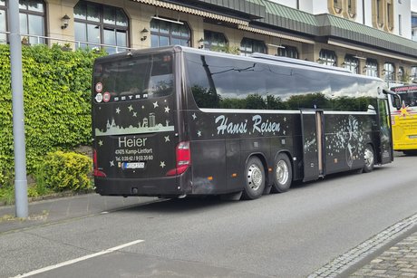 Bus
