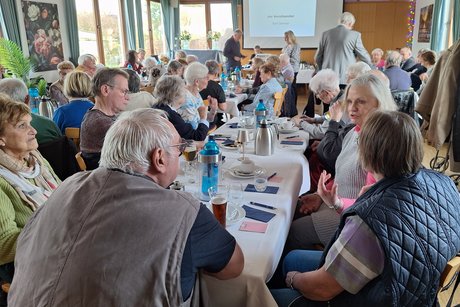 Warten auf die Auswertung der Wahl