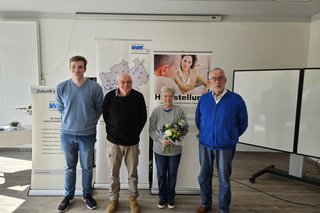 Geehrt wurden (von links) Pascal Heister ( für 10 Jahre), Frank Schlemmer (für 10 Jahre) Edeltraud Schlemmer ( für 10 Jahre) und Günter Clären (für 25 Jahre)