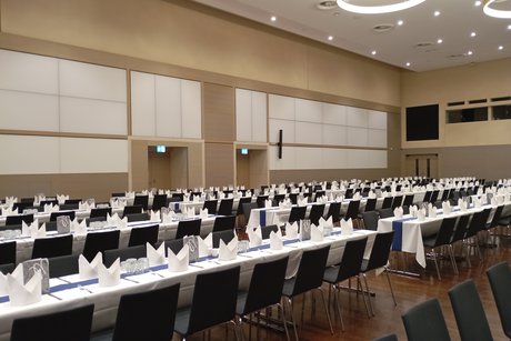 ... festlich eingedeckt!