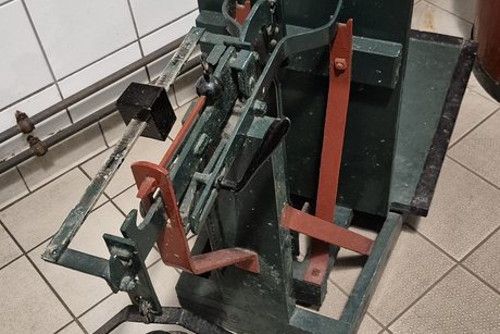 Historische Waage