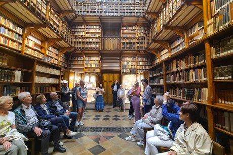 Unser Höhepunkt der Führung: die Bibliothek