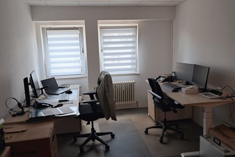 B&uuml;ro Herr Ithal und Herr Wormsbach, Mittelstra&szlig;e 87