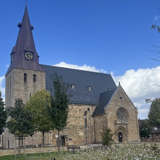 Stadtkirche Westerkappeln Die historische Stadtkirche auf dem Kirchplatz.