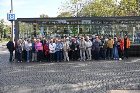Gruppenbild der Teilnehmer in Bonn