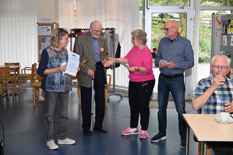 Ehrung von Frau Wormsbach und Herrn Schmidt