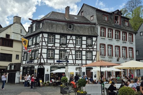 Historische H&auml;user in Monschau.