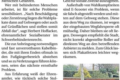 Ein abgerissenes Wahlplakat ist zu sehen