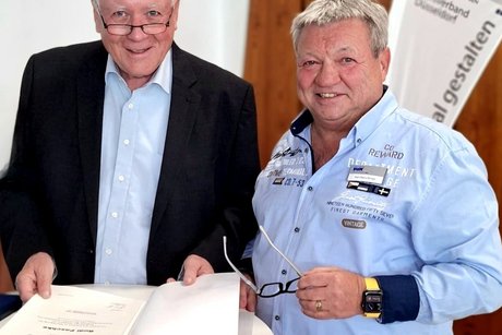 Peter Jeromin und der neue Vorsitzende Kalle Bribgs