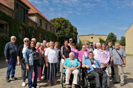 Abschluss nach informativen Rundgang bei strahlendem Sommerwetter
