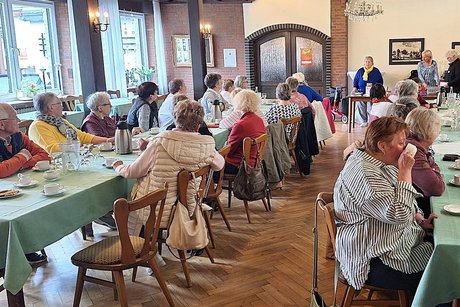 Es war gesellig beim Bingo-Nachmittag des Ortsverband Uedem.