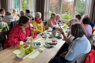 Gemütliches Kaffeetrinken im Restaurant "Berghof"