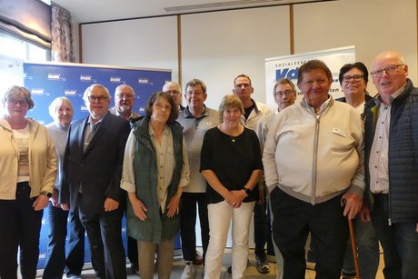 Petra Sch&uuml;rmann (Havixbeck), Annette Schauerte (Stadtlohn), Hermann Berkemeyer (Holtwick), Antonius D&ouml;nnebrink (Gescher-Hochmoor), Ulrike Schulz (Rhede), Horst Kernebeck ( Gronau), Uwe Cottmann (Ascheberg), Ulla Isermann (Legden), Sven Twelker (Billerbeck), J&uuml;rgen Schulz (Rhede), Berni Buss (Vreden), Barbara Wiech (Borken), F-J Schulenkorf (Gescher). Es fehlen Siegfried Niggemann (D&uuml;lmen) und Reinh. Egbringhoff (Ottenstein)
