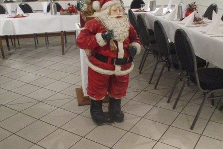 Der geschm&uuml;ckte Saal