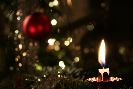 Weihnachtskugel + Kerze