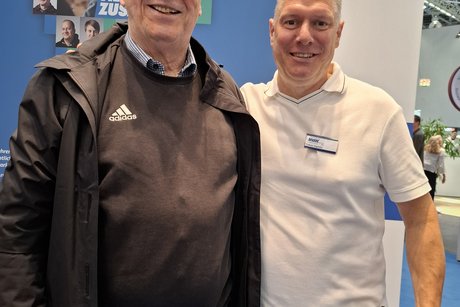 Rechts: Pressesprecher des VdK NRW, Tobias Zaplata Rechts: Pressesprecher des VdK NRW, Tobias Zaplata